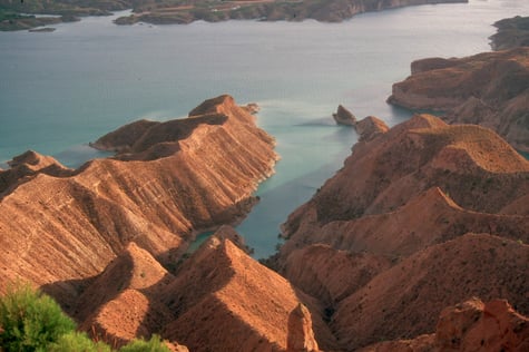 View on Embalse de Negratin from the view point.