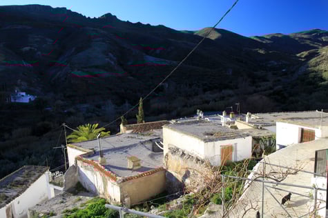 The village Los Montoros