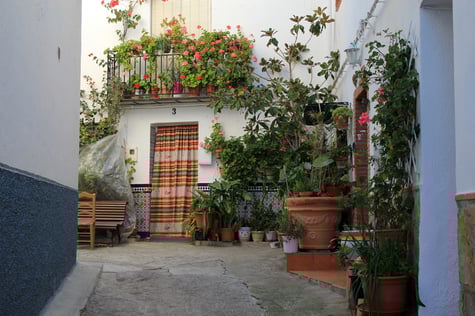 A charming street in Albuñuelas