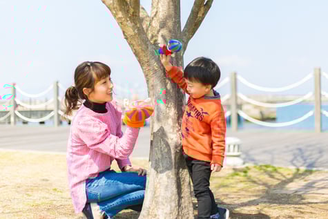 パペットを持ち出せば、どこでも英語のレッスンをスタートできます。