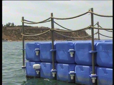 pantalanes flotantes, plataformas flotantes, fabricantes de pantalanes, sistema modular flotante, pasarela flotante, puerto seco moto de agua, pantalanes baratos, pantalanes, muelle flotante, p