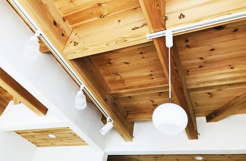 証明の取り付け・交換｜沖縄全域の内装リフォーム