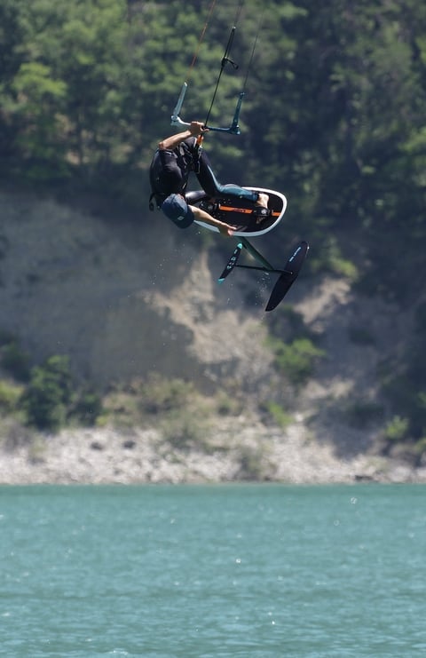 kitefoil au Lac Monteynard