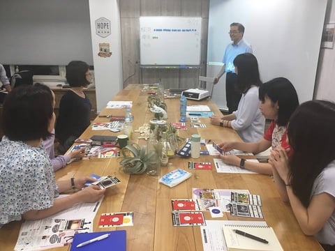 ＜写真＞SDGｓ体感カードゲームの様子