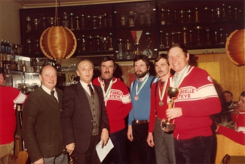 v.l. Vereinsobmann Pickl Emil, Vizebgm. Wippersberger, Pilzweger Horst, Ursprunger heinz, Obermair Alois jun. und Kessel Helmut