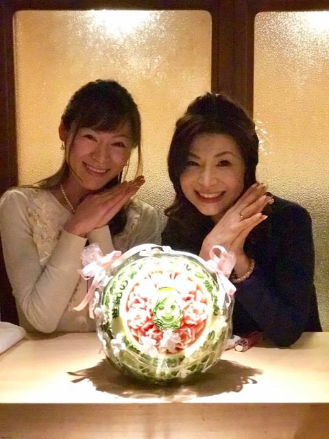 カービング　スイカ　教室　フルーツ　彫刻　大阪　オーダー　シルク姉さん