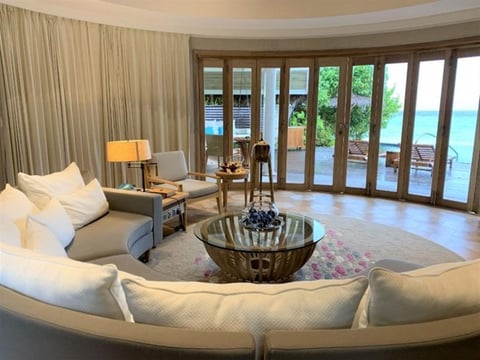 モルディブの水上コテージ