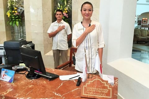 メキシコ・カンクンのホテルスタッフ