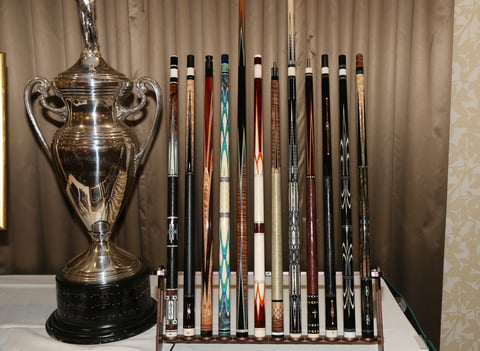 『Super Billiards Expo』でのコンテストの超高級キュー