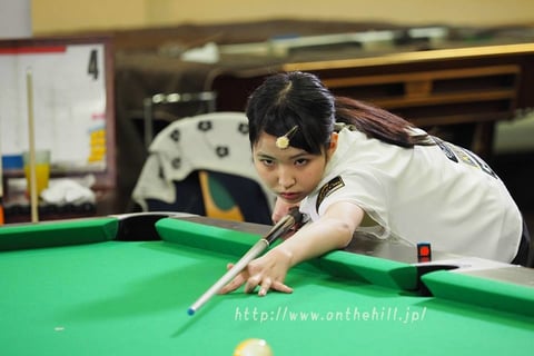 Yuki Hiraguchi   photo :  On the hill ! 