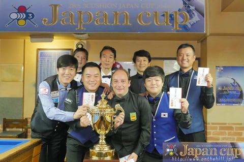 Top 8 Finishers !　Photo :  On the hill !