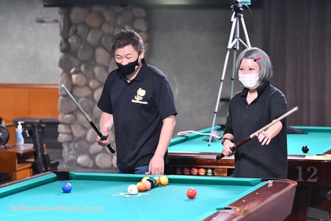 ↑　9ボールA　左：playing-horse（CESPA東大宮・埼玉）│右：Ronin（MARS・笹塚）