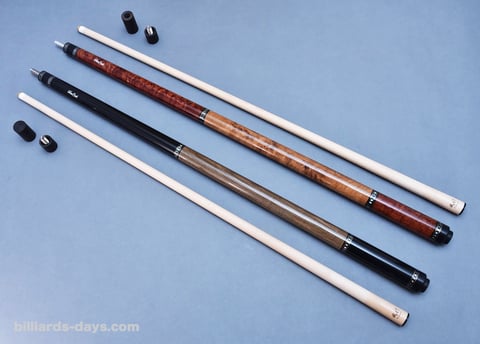 FAR EAST CUESバット ＋ 風神シャフトのコラボキュー。上のキューのバットはブビンガ＋オークバールグリップ、下のキューは黒檀＋神代タモグリップ