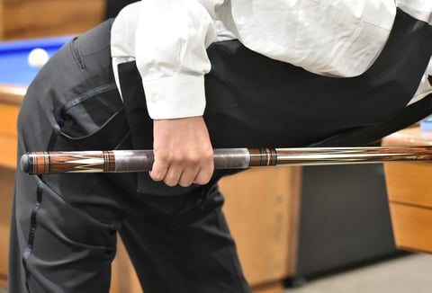 グリップ部に半透明のラバーグリップが巻かれた『K-Cue』