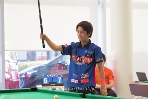 Hayato Hijikata     Photo :  On the hill !