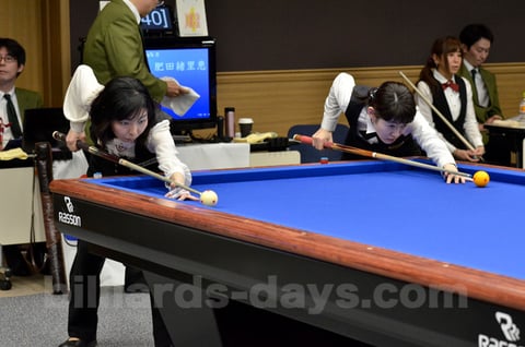 2014 Ladies 3-cushion All Japan Championship, Winner : Yuko Nishimoto (left)