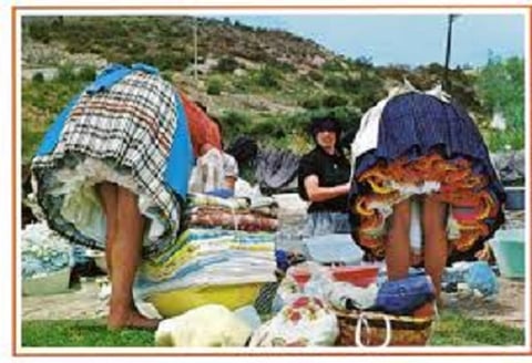 Pinterst -Thank´s!!! Petti Pictures-Folk Dresses