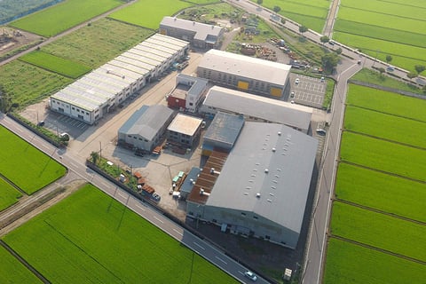 コンクリート型枠、鋼製型枠、板金加工、プレキャスト工法を支える　株式会社福井鉄工所