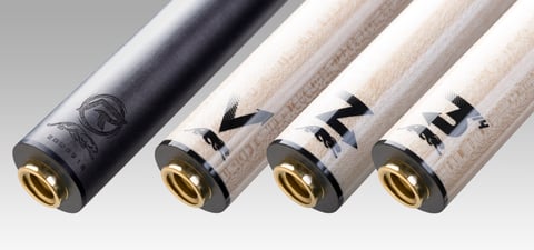 『REVO』(左)を始めとするプレデターのシャフト達