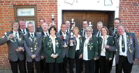 Die siegreichen Schützen des Ostemündungspokalschießens  Foto (J. Bauer)