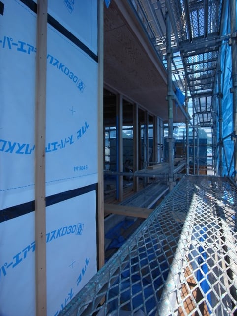 ベーカリーショップ　クロリ・BREAD＆LIFE　店舗併用住宅　松本市　新築工事　長野県松本市の建築家　建築設計事務所　カラマツT&Tパネル　現場監理