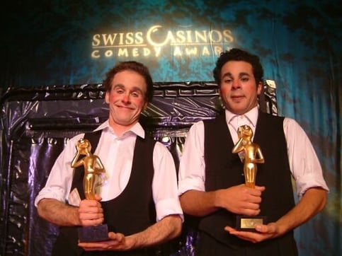 Domink Rentsch (links)