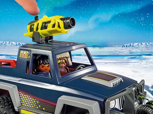 Die Besonderheiten im Playmobil Paket 9059 sind eine funktionierende Seilwinde und eine schwenkbarer Riesenkanone.