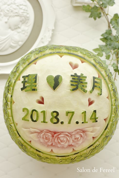 カービング　スイカ　彫刻　誕生日　結婚式　メロン　フルーツカービング　教室　大阪　薔薇　ソープカービング　　プレゼント　オーダー　フラワーケーキ　時計　ウェルカムボード　フルーツバスケット