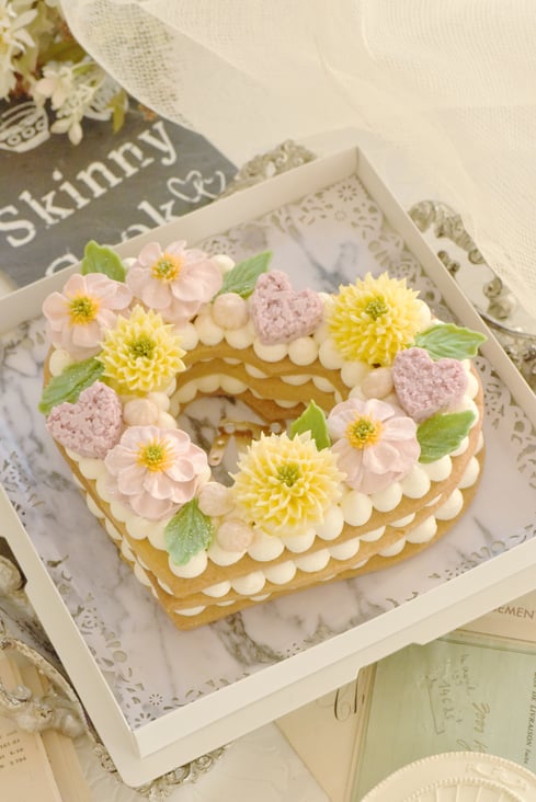 #フラワーケーキ #バタークリーム #習い事 #大阪 #趣味 #お稽古 #田中聖子 #生クリーム #あんレース #リアルあんフラワー #あんクリーム #ダレない生クリーム #手作りクッキー #手作りケーキ #あんフラワー #あんフラワークッキー #グルテンフリー #アングムクッキー #フラワーケーキ教室大阪 #ヴィンテージ #ヴィンテージカラー #ヴィンテージケーキ #アンティーク #アンティークカラー #アンティークケーキ #おもてなし料理 #おもてなし料理レッスン #Fereel #ナンバーケーキ