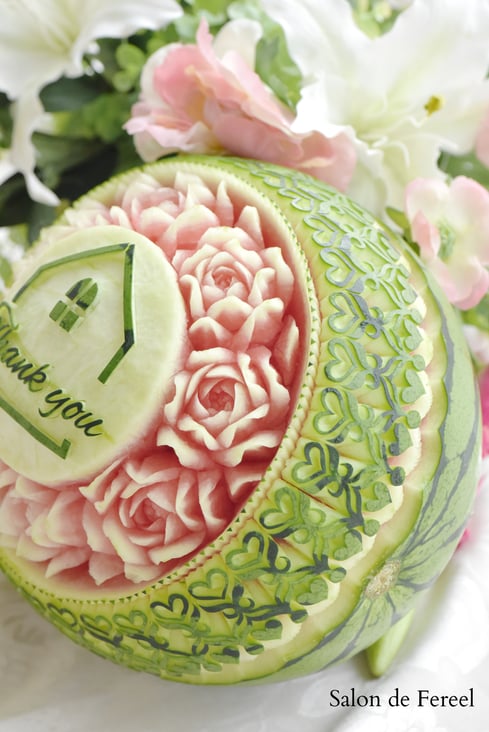 カービング　スイカ　彫刻　誕生日　結婚式　メロン　フルーツカービング　教室　大阪　薔薇　ソープカービング　プレゼント　オーダー