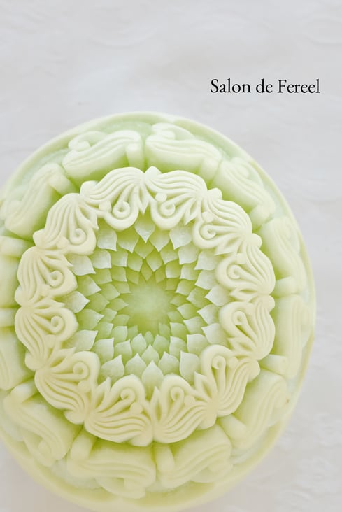 カービング　スイカ　彫刻　誕生日　結婚式　メロン　フルーツカービング　教室　大阪　薔薇　ソープカービング　プレゼント　オーダー