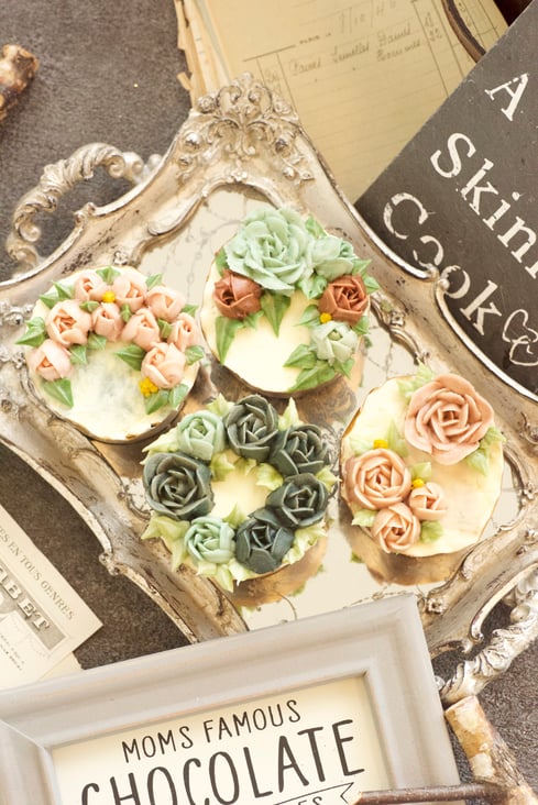 #フラワーケーキ #バタークリーム #習い事 #大阪 #趣味 #お稽古 #田中聖子 #生クリーム #あんレース #リアルあんフラワー #あんクリーム #ダレない生クリーム #手作りクッキー #手作りケーキ #あんフラワー #あんフラワークッキー #グルテンフリー #アングムクッキー #フラワーケーキ教室大阪 #ヴィンテージ #ヴィンテージカラー #ヴィンテージケーキ #アンティーク #アンティークカラー #アンティークケーキ #おもてなし料理 #おもてなし料理レッスン #Fereel チョコレートクリーム