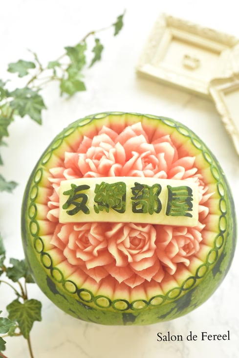 カービング　スイカ　彫刻　誕生日　結婚式　メロン　フルーツカービング　教室　大阪　薔薇　ソープカービング　プレゼント　オーダー　りんご　石けん