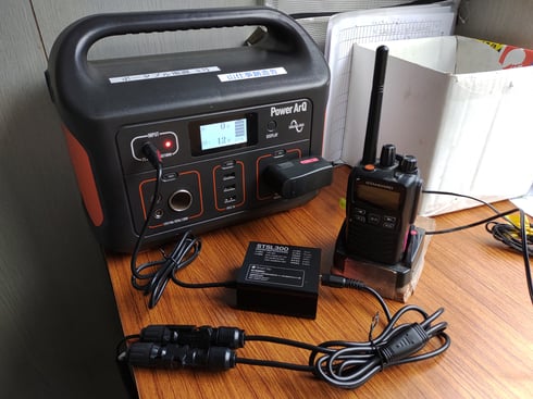 今はやりのポータブル電源