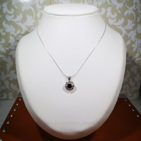 Zircons sur chaîne en argent