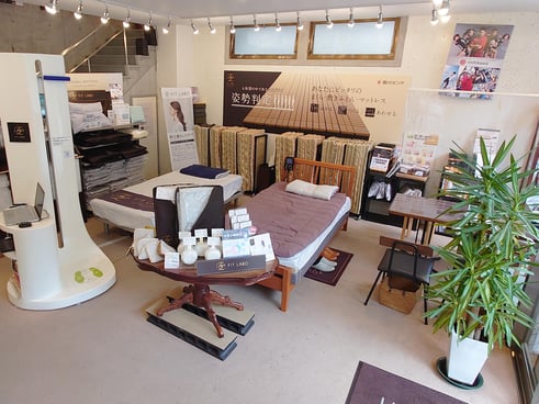 フィットする眠りを追求する オーダーメイドマットレス+枕のスリープキューブ和多屋