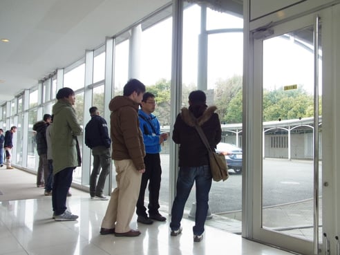 説明をうける参加者の皆さん