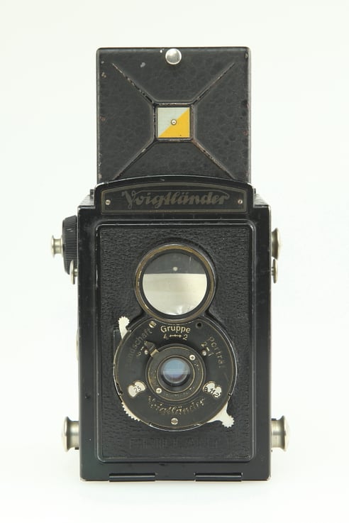 VOIGTLÄNDER Brillant © engel-art.ch