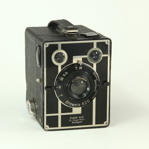 KODAK Brownie  620  1933-36  Dr. Nagel-Werk  ©  engel-art.ch