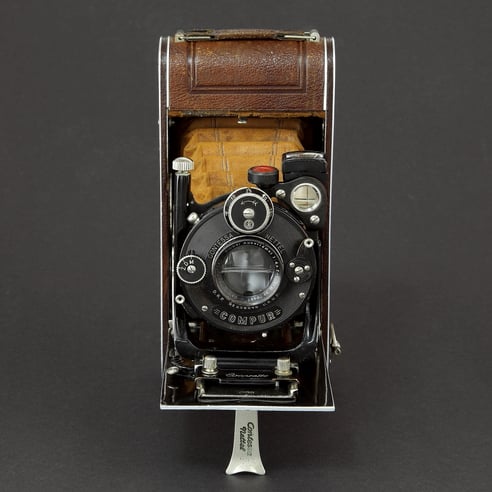 Contessa Nettel Cocarette I Lux  ~1920   ©  engel-art.ch