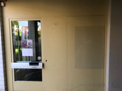 Postomat ausgebaut...(Bild: buebikernews)