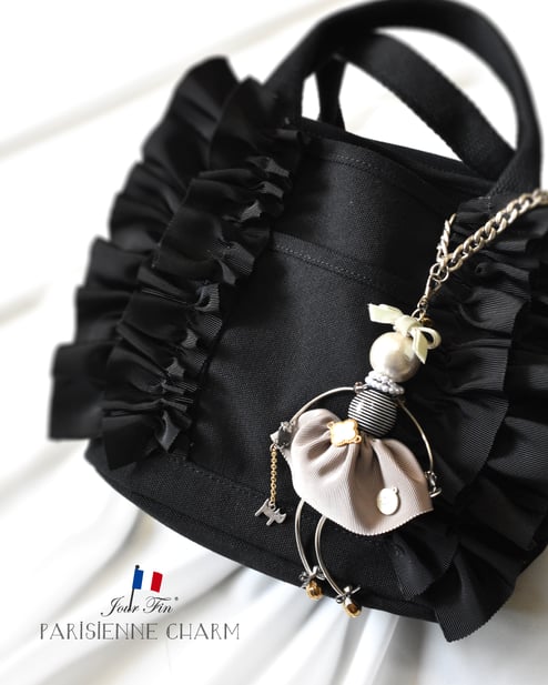 パリジェンヌチャーム　ドールチャーム　ビーズ　ビーズワーク　ビーズ人形　ビーズドール　ビーズレッスン　ビーズ教室　ビーズ教室芦屋　ビーズ教室大阪　ビーズ教室神戸　ビーズ講師　ビーズインストラクター　ビーズ資格　ビーズチャーム　フランスビーズ