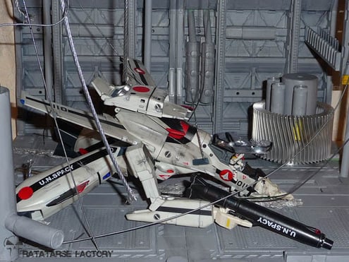 1/60 Diorama - DYRL crash scene- Ratatarse Factory