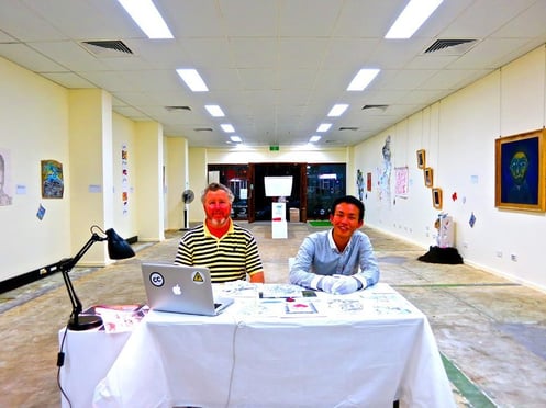 ホストファザーと坊主の記念撮影