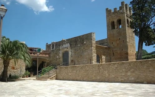 Église Sant Esteve à Peratallada