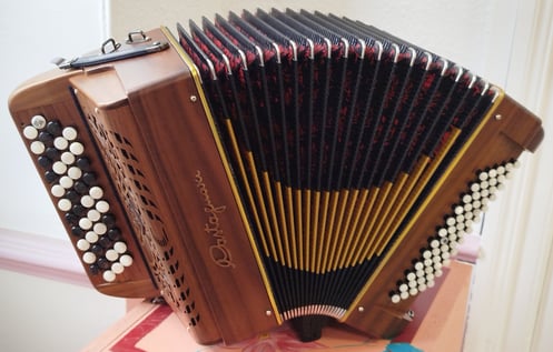 accordéon chromatique neuf Castagnari Magika K3 60basses - Au Soufflet Qui Swing 