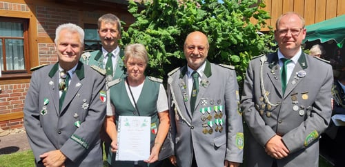 Präsident Detlef Horeis, Kommandeur Jens von See, Gisela Sommer, Wilfried Röndigs und Dirk Mahler; Foto: Jürgen Bauer