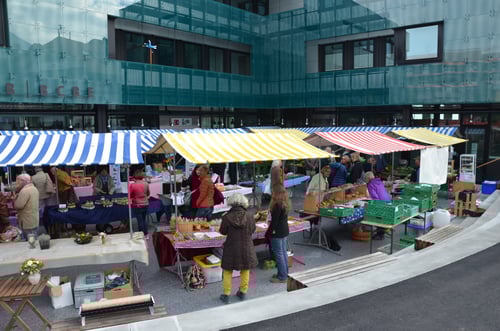 Blick über den Kronenplatz Märit 