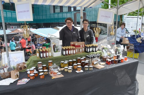 Zum erstenmal dabei: Andrea Houmard aus Dotzigen mit Eingemachtem