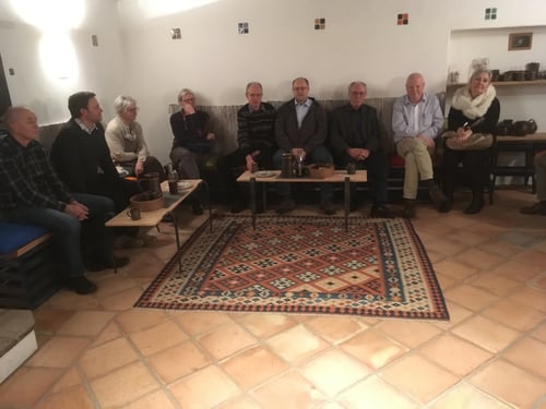 7. Februar 2018 - Führungskräfte der Bezirkshauptmannschaft Wels-Land zu Gast bei der Vorlesung im ProDiagonal, Hausherr Peter Deinhammer las als Ersatz für den entfallenen Thoreau aus dem neuen Buch "Bildung als Provokation" von Konrad P. Liessmann